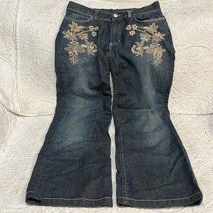 Weekend MaxMara‎ bootcut fit jeans, size 6